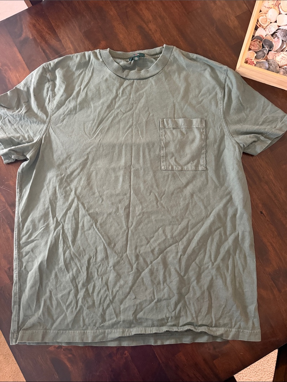 Mid 2000s - Early 2010s J. Crew Olive Green 100% Cotton Front Pocket Tee
